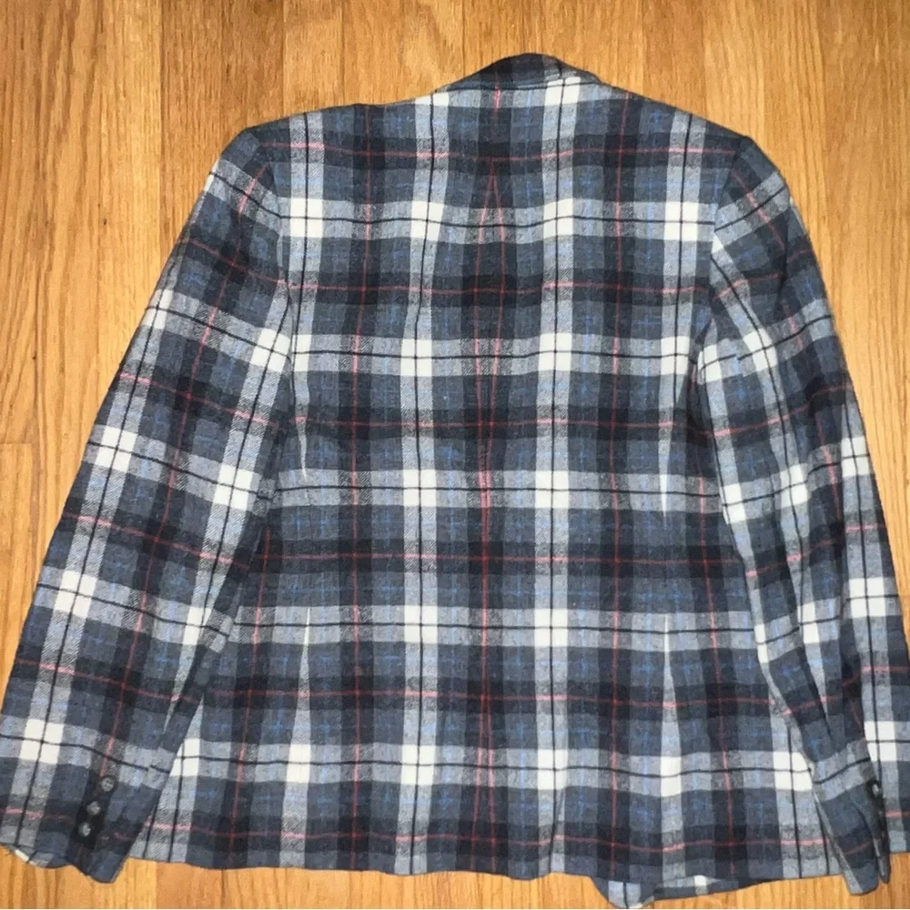 Pendleton Blazer - Picture 2 of 4